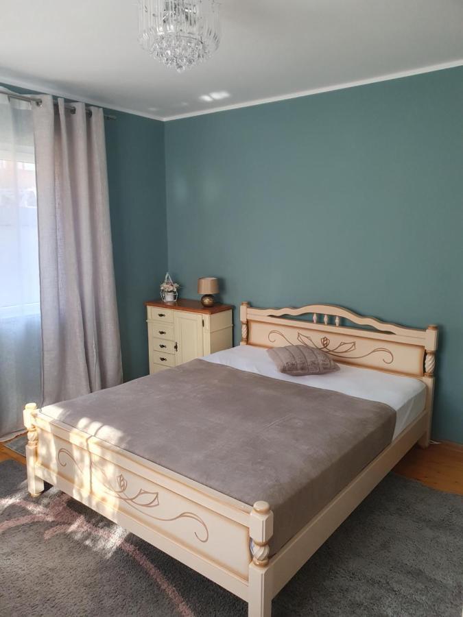 Vila Sunset 2 Aparthotel Galaţi Екстериор снимка